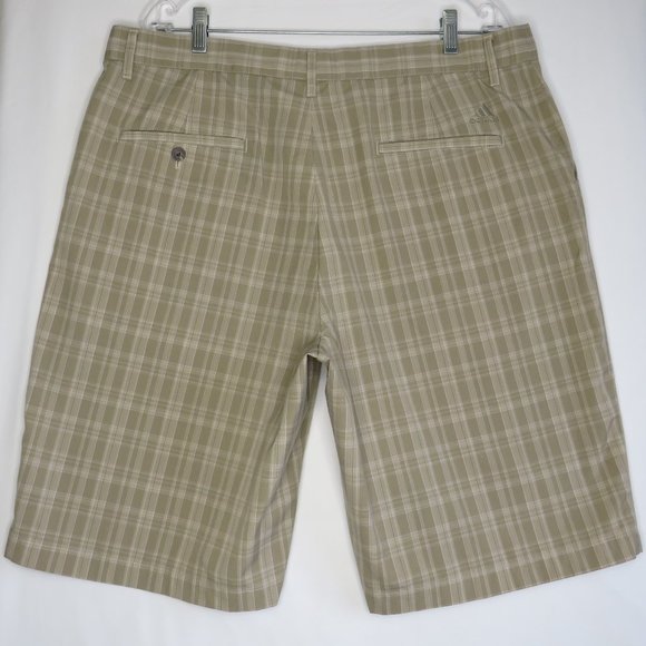 adidas* Men's 1.5" Belt Loop Multipocketed Plaid Flat Front Shorts~ Size 36 - Picture 2 of 12